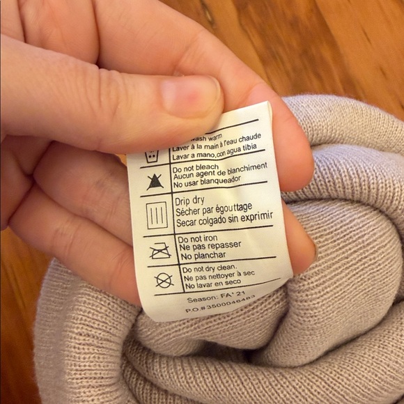 Carhartt Acrylic Watch Hat Knit Cuffed Beanie in Heathered Light Lavender - Picture 4 of 6